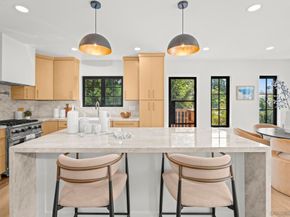 375 E Ave, Coronado CA 92118