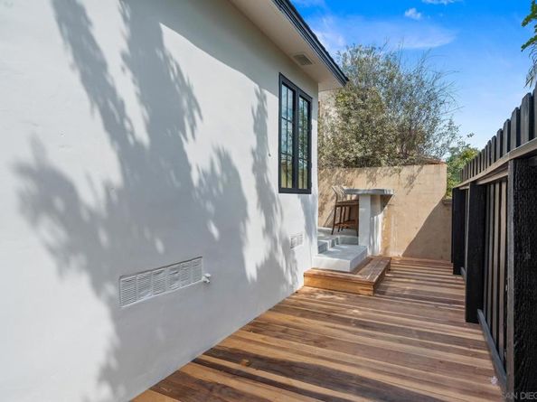 375 E Ave, Coronado CA 92118