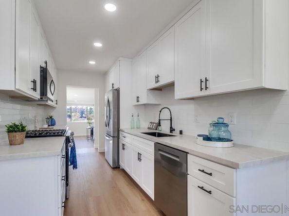 1742 Rowan St, San Diego CA 92105