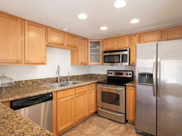 15353 Maturin Dr 115, San Diego CA 92127
