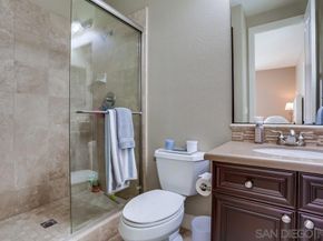 6977 Corte Langosta, Carlsbad CA 92009