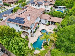 6977 Corte Langosta, Carlsbad CA 92009