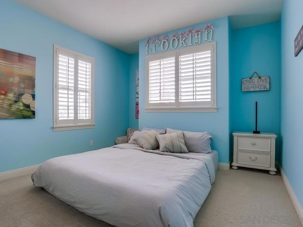 6977 Corte Langosta, Carlsbad CA 92009