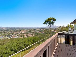 363 Surrey Dr, Bonita CA 91902