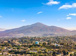 363 Surrey Dr, Bonita CA 91902