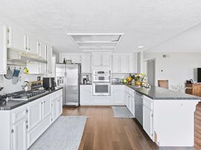 363 Surrey Dr, Bonita CA 91902