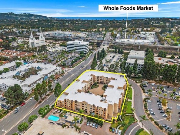 8889 Caminito Plaza Centro 7326, San Diego CA 92122