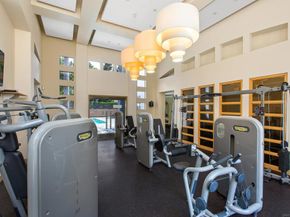 8889 Caminito Plaza Centro 7326, San Diego CA 92122