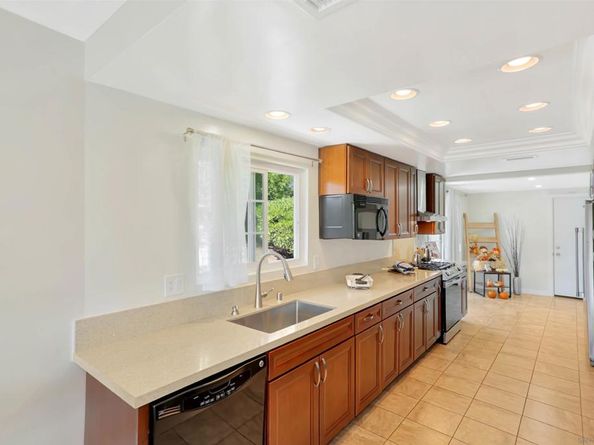 16421 Ramada Dr, San Diego CA 92128