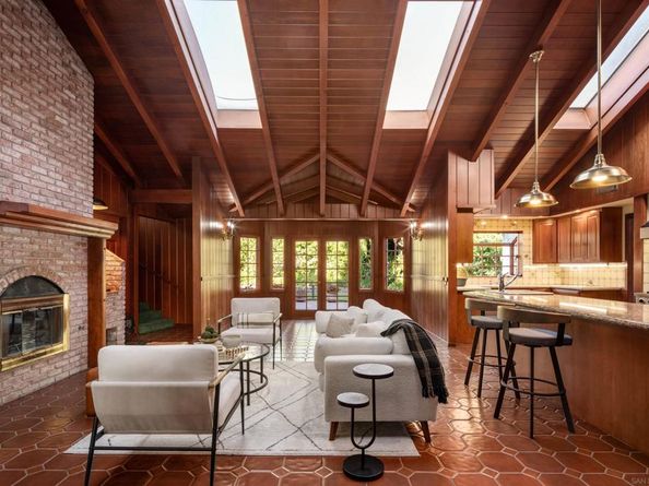 1654 La Jolla Rancho Road, La Jolla CA 92037