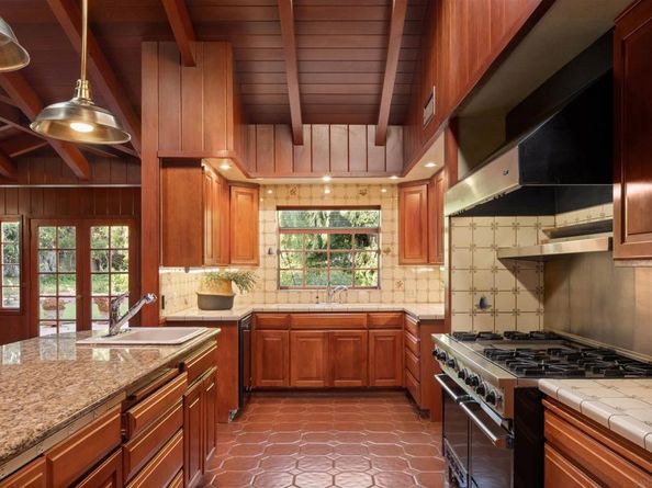 1654 La Jolla Rancho Road, La Jolla CA 92037