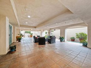 7757 Eads Ave B7, La Jolla CA 92037