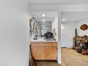 7757 Eads Ave B7, La Jolla CA 92037