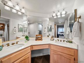 7757 Eads Ave B7, La Jolla CA 92037