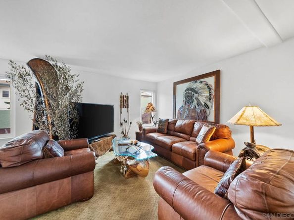 7757 Eads Ave B7, La Jolla CA 92037
