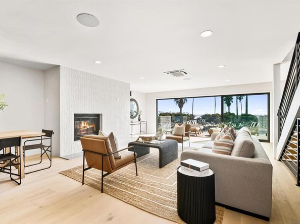 2623 Ocean Front Walk, San Diego CA 92109