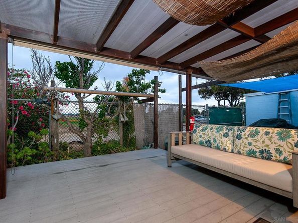 5038 40 W Point Loma Blvd, San Diego CA 92107