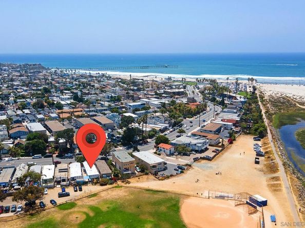 5038 40 W Point Loma Blvd, San Diego CA 92107