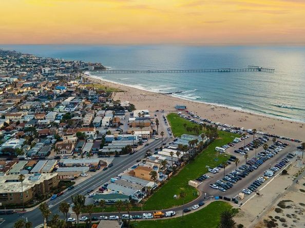 5038 40 W Point Loma Blvd, San Diego CA 92107