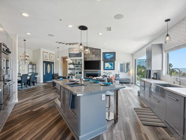 9420 Crest Drive, Spring Valley CA 91977