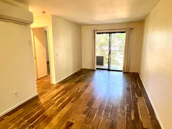 6330 Genesee Ave 213, San Diego CA 92122