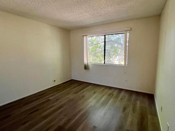 6330 Genesee Ave 213, San Diego CA 92122