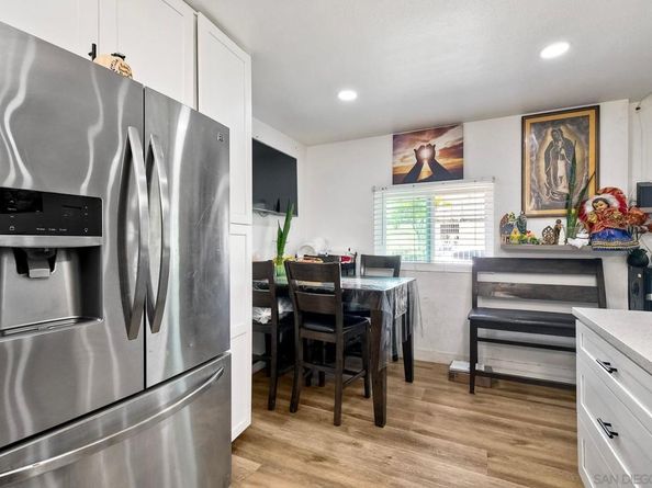 325 Gloria St, San Diego CA 92113