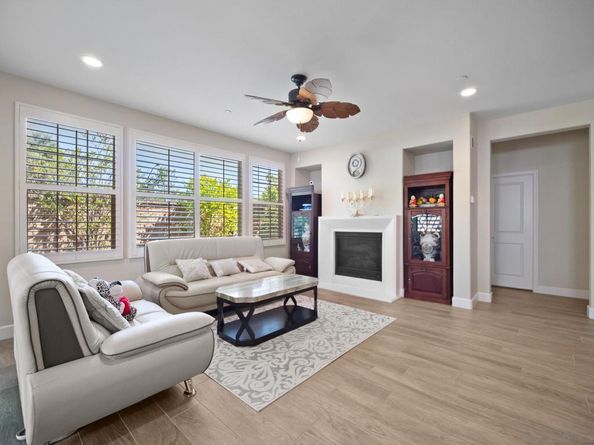 6744 Monterra Trl, San Diego CA 92130