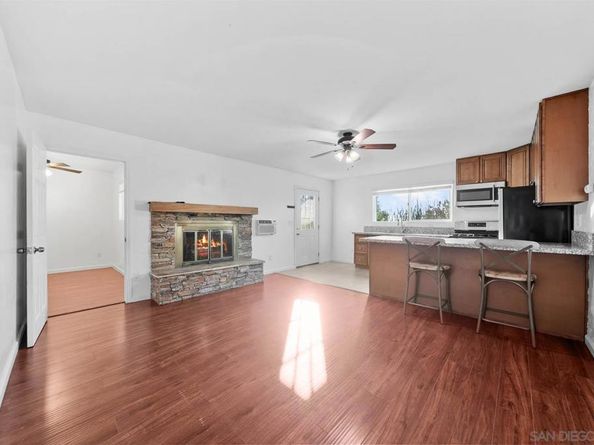 2297 1/2 Orchard Ave, El Cajon CA 92019