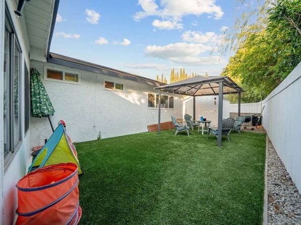 2297 1/2 Orchard Ave, El Cajon CA 92019