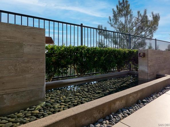 1228 Via Candelas, Oceanside CA 92056