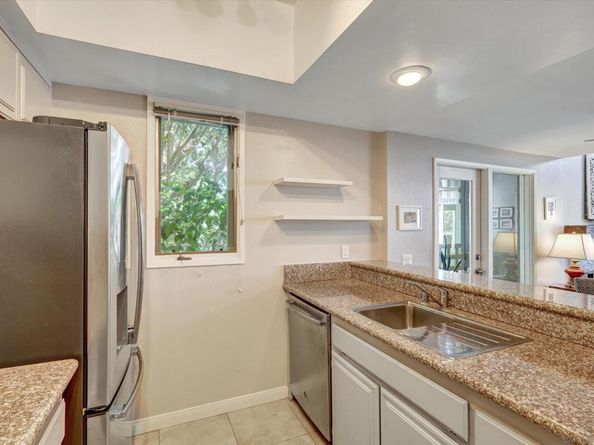 4018 Nobel Dr. 301, San Diego CA 92122