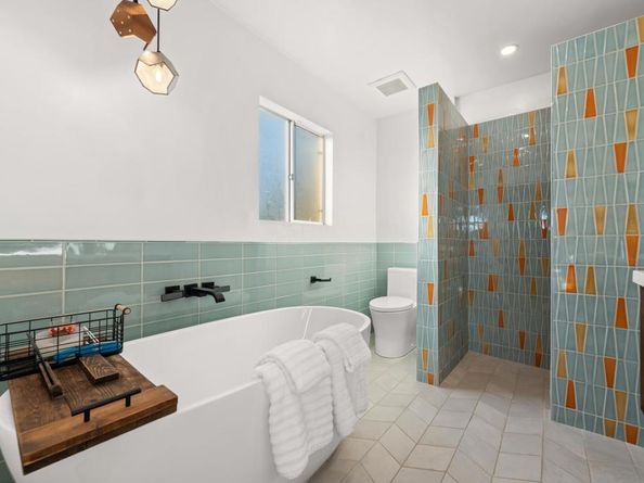 3306 Donna Dr, Carlsbad CA 92008