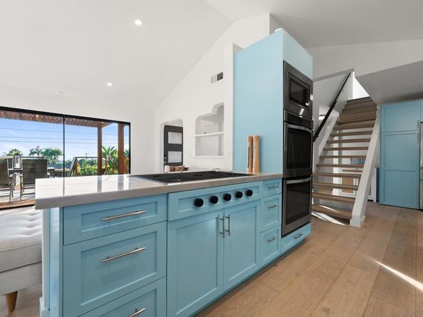 3306 Donna Dr, Carlsbad CA 92008