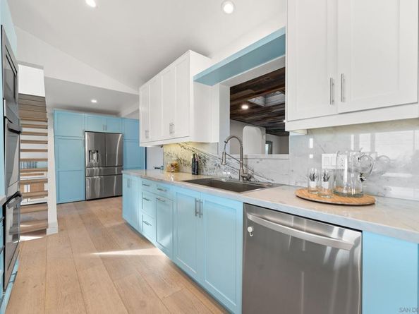 3306 Donna Dr, Carlsbad CA 92008