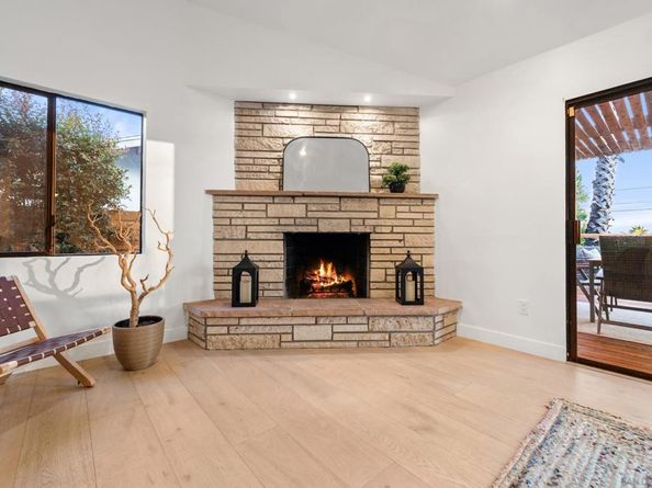 3306 Donna Dr, Carlsbad CA 92008