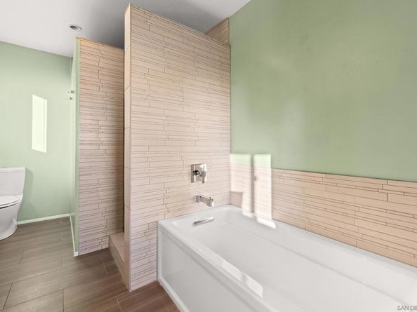 3306 Donna Dr, Carlsbad CA 92008