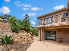 12443 Mirar De Valle, Valley Center CA 92082