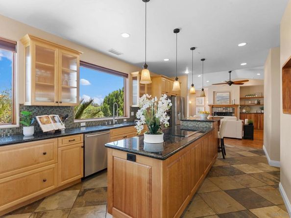 12443 Mirar De Valle, Valley Center CA 92082