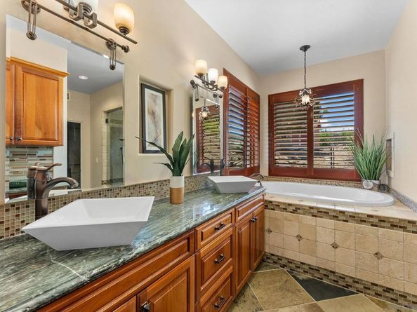 12443 Mirar De Valle, Valley Center CA 92082