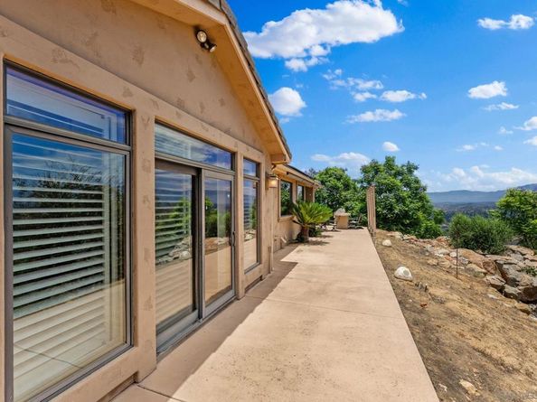 12443 Mirar De Valle, Valley Center CA 92082