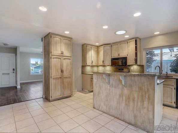 14550 Dehia St., Poway CA 92064