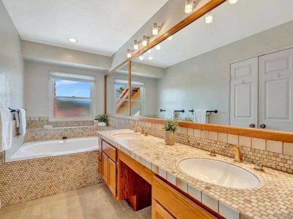 1239 Avocado Summit Dr, El Cajon CA 92019