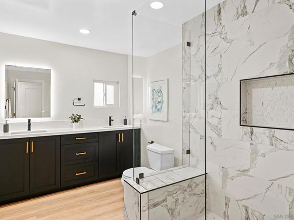 1160 Erica St, Escondido CA 92027