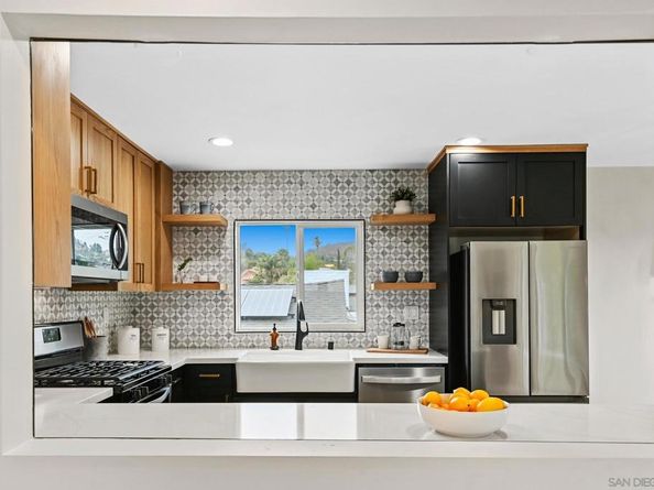 1160 Erica St, Escondido CA 92027