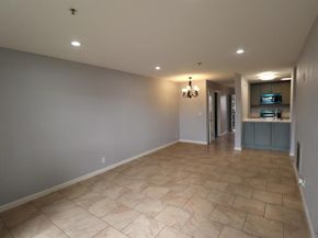 4041 Oakcrest Dr 105, San Diego CA 92105