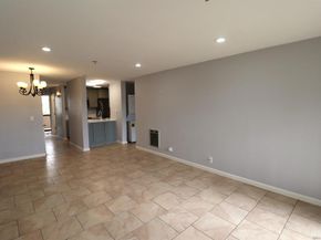 4041 Oakcrest Dr 105, San Diego CA 92105