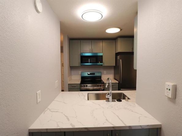 4041 Oakcrest Dr 105, San Diego CA 92105