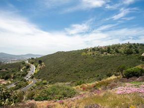 2133 View Crest Glen, Escondido CA 92026