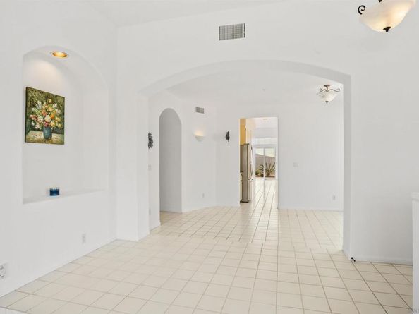 2133 View Crest Glen, Escondido CA 92026